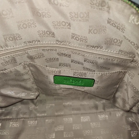 Michael Kors Green Studded Women's Bag - Picture 13 of 16